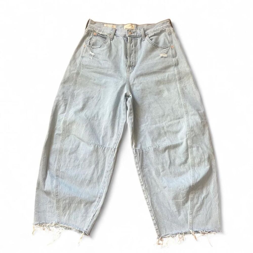 Universal Thread Women's High Rise Curved Leg Barrel Jeans SZ 10